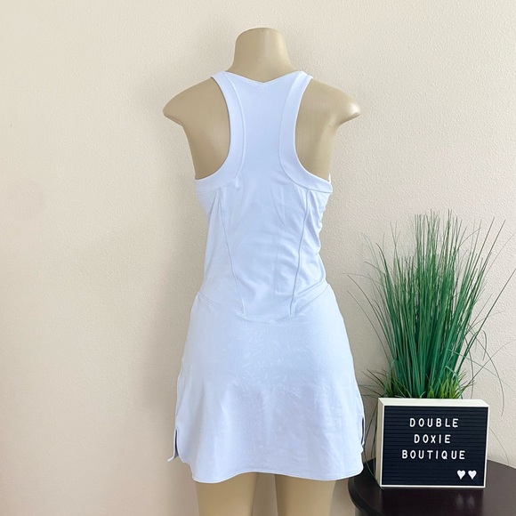 NIKE | Pale Blue V Neck Tennis Dress Sz S - Picture 3 of 14